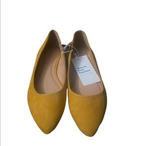 Women Yellow almond toe Flats